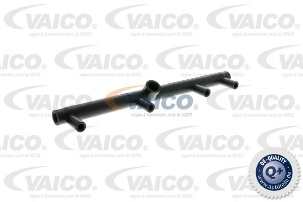 Шланг, вентиляция картера V301645 VAICO